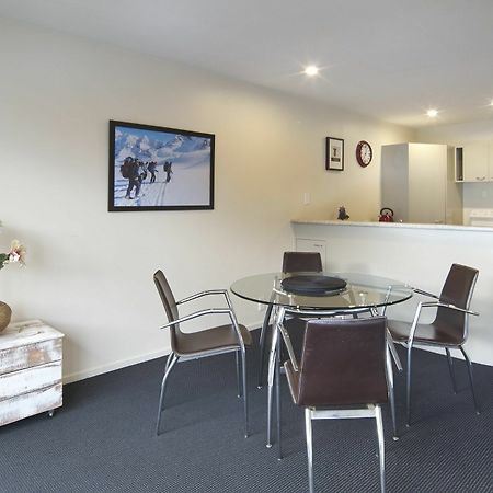 Riccarton Loft - Christchurch Holiday Homes Buitenkant foto